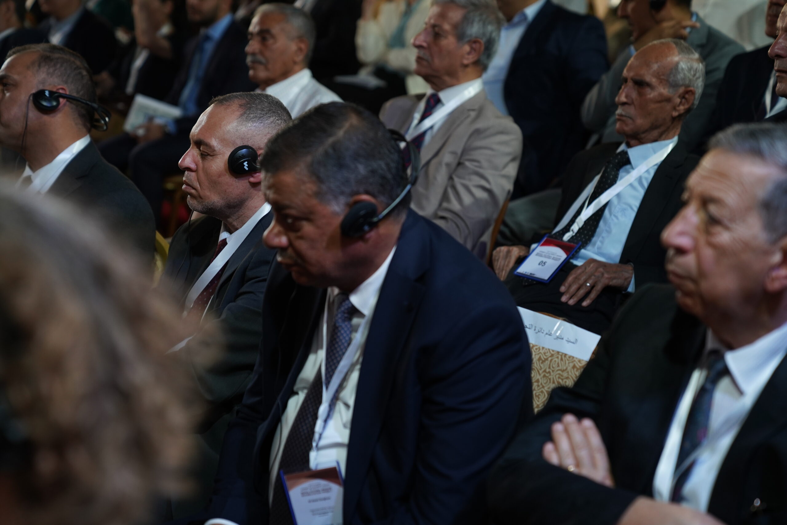خدمات ترجمة فورية مع اجهزة متخصصة